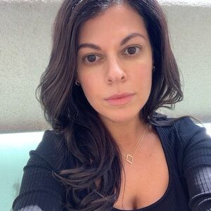 Meet your Posher, Courtney